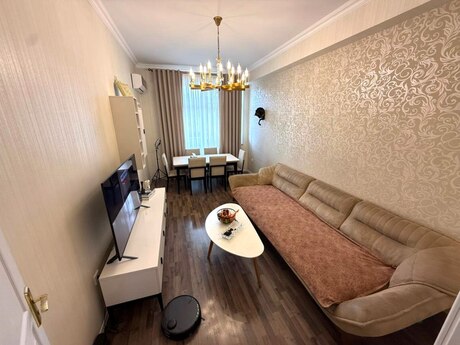 3-комн. новостройка - Ясамальский р. - 85 м²