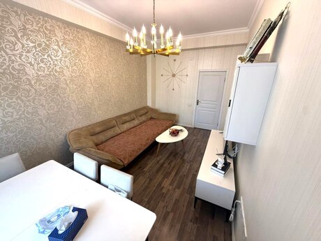 3-комн. новостройка - Ясамальский р. - 85 м²