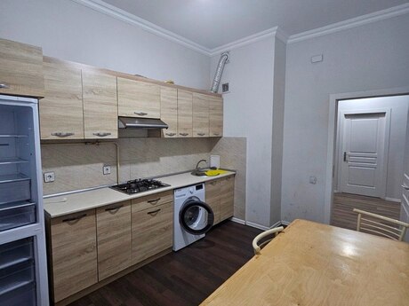 4-комн. новостройка - м. Иншаатчылар - 111 м²