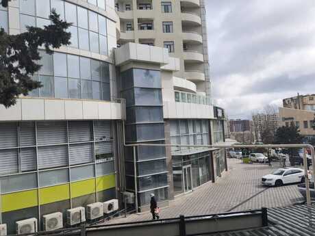 2-комн. вторичка - м. Элмляр Академиясы - 50 м²