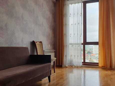 3 otaqlı yeni tikili - Bakıxanov q. - 78 m²