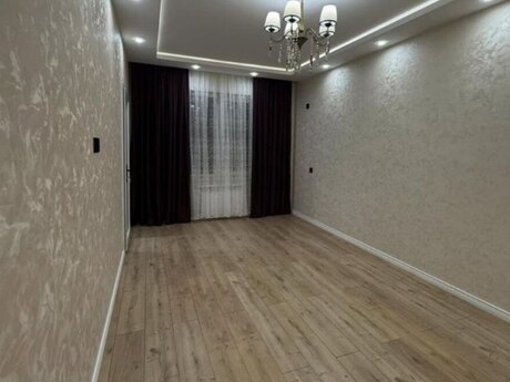 3-комн. вторичка - м. Ази Асланов - 60 м²