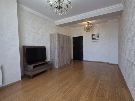 2 otaqlı yeni tikili - 20 Yanvar m. - 80 m²