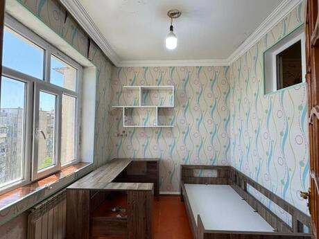 Bakıxanovda 4 otaqlı köhnə tikili mənzil satılır, 78 m², 175 000 AZN, şəkil 4 / 12