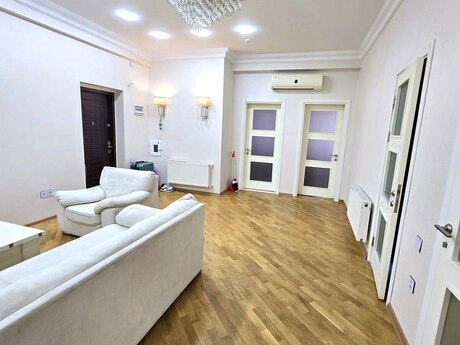 4-комн. новостройка - м. Шах Исмаил Хатаи - 120 м²