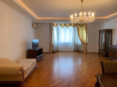 3 otaqlı yeni tikili - Nizami m. - 130 m²