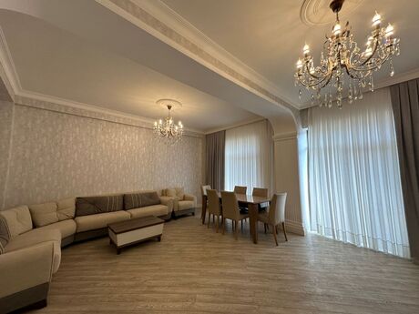 3 otaqlı yeni tikili - Ağ şəhər q. - 137 m²