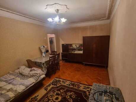 2-комн. вторичка - м. Иншаатчылар - 45 м²