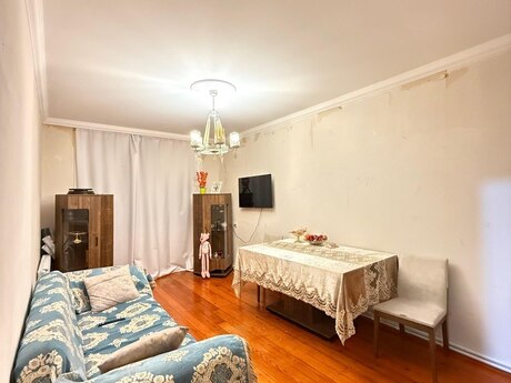 3-комн. вторичка - м. Азадлыг проспекти - 90 м²