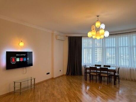 2-комн. новостройка - м. Низами - 125 м²