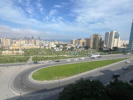 3-комн. вторичка - м. Низами - 85 м²