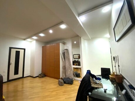2-комн. новостройка - м. Мемар Аджеми - 100 м²