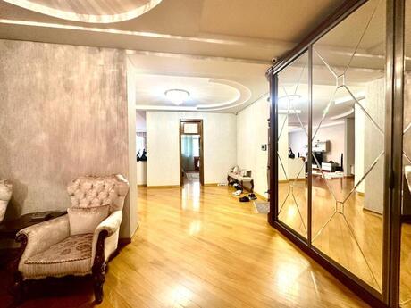 7-комн. новостройка - м. Нариман Нариманов - 360 м²
