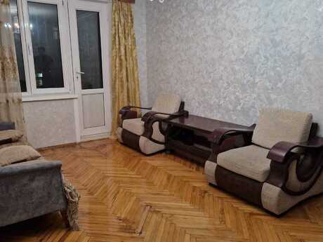 2 otaqlı köhnə tikili - Elmlər Akademiyası m. - 68 m²