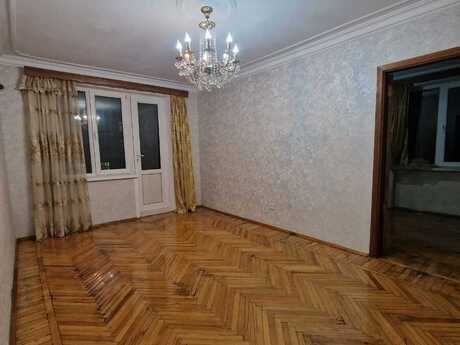2 otaqlı köhnə tikili - Elmlər Akademiyası m. - 68 m²