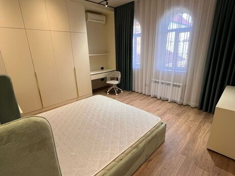6 otaqlı həyət evi, 220 m², Badamdar: 770 000 ₼ 5