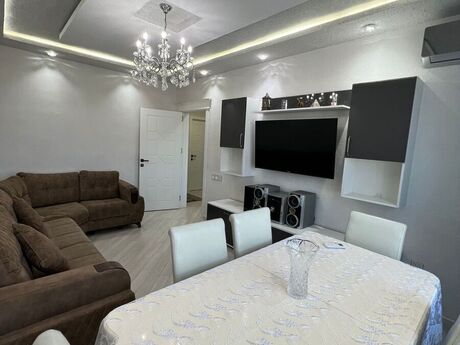 2 otaqlı köhnə tikili - Azadlıq Prospekti m. - 67 m²
