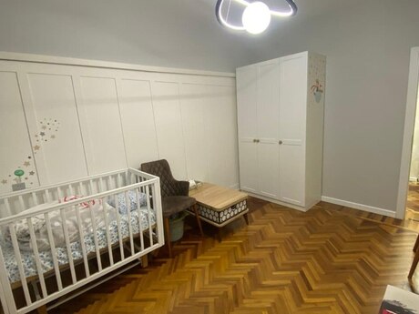3-комн. вторичка - м. Мемар Аджеми - 90 м²