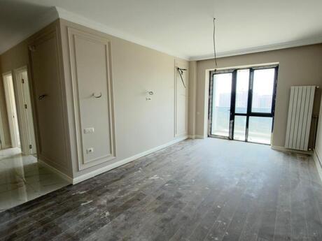 3-комн. новостройка - м. Бакмил - 72 м²
