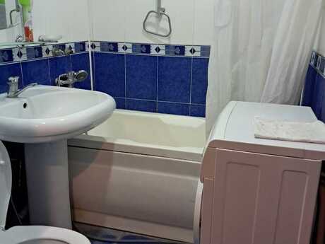 2-комн. вторичка - м. Элмляр Академиясы - 34 м²