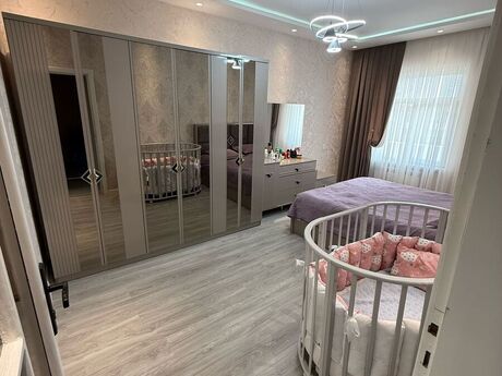 3 otaqlı köhnə tikili - Bakıxanov q. - 90 m²