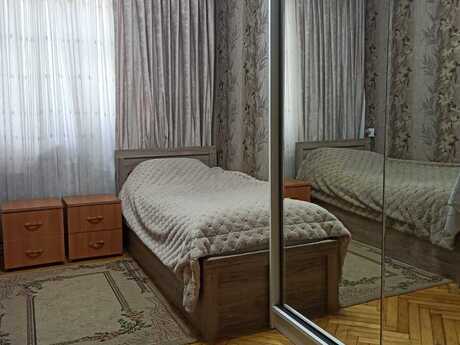 2 otaqlı köhnə tikili - Nizami m. - 65 m²