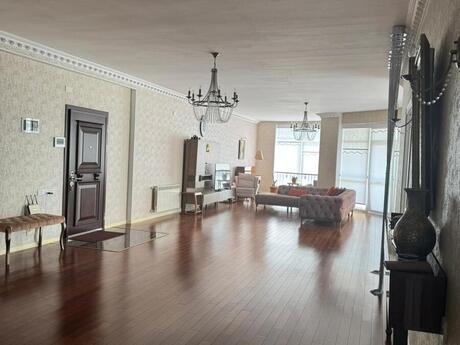 6-комн. новостройка - м. 8 ноября - 350 м²