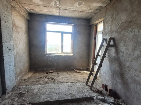3-комн. новостройка - м. Кара Караев - 126 м²
