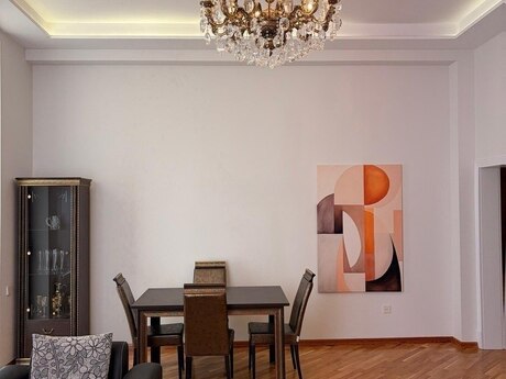 4-комн. новостройка - м. Низами - 220 м²