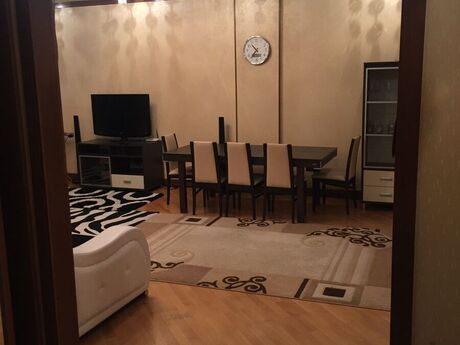 4 otaqlı mənzil, 200 m², Elmlər Akademiyası: 670 000 ₼ 5