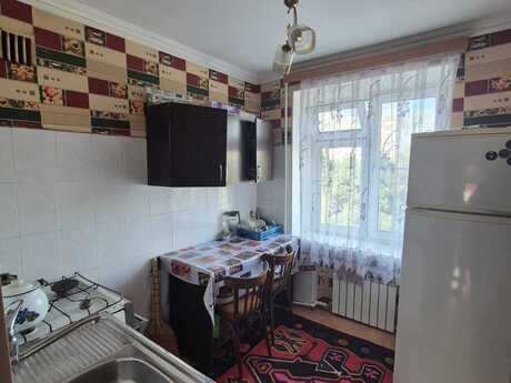 3-комн. вторичка - м. Халглар Достлугу - 64 м²
