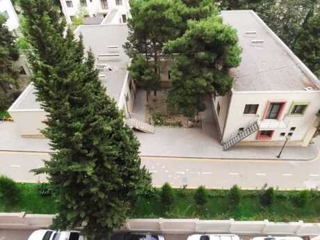 4-комн. новостройка - м. Ичеришехер - 214 м²