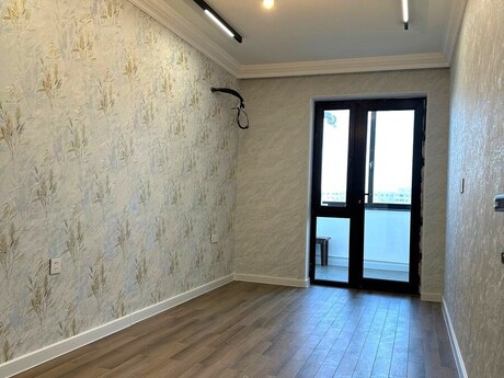 3-комн. новостройка - Наримановский р. - 75 м²