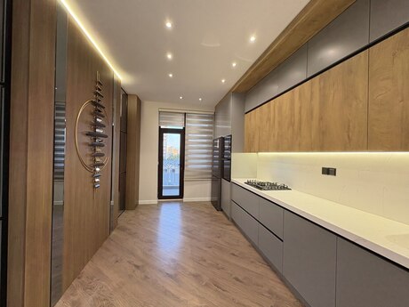 3-комн. новостройка - Наримановский р. - 130 м²