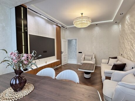 3-комн. новостройка - м. Ази Асланов - 110 м²