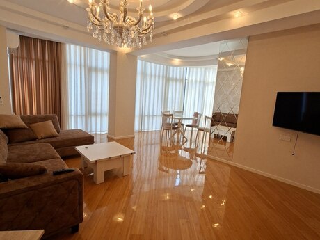 4 otaqlı yeni tikili - Elmlər Akademiyası m. - 110 m²