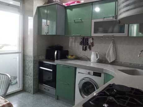 3-комн. вторичка - пос. Бакиханова - 72 м²