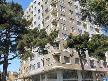 3-комн. новостройка - пос. Бакиханова - 130 м²