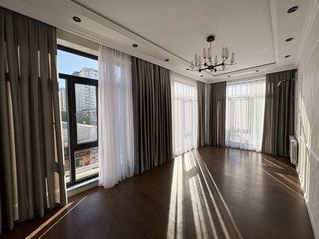 2-комн. новостройка - Наримановский р. - 82 м²