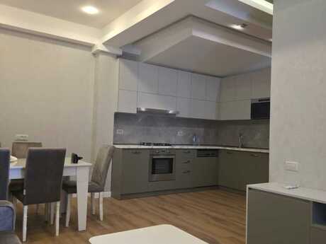 3-комн. новостройка - м. Низами - 101 м²