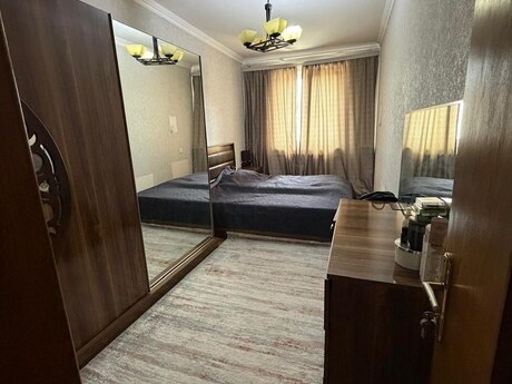 3 otaqlı köhnə tikili - Nizami r. - 70 m²