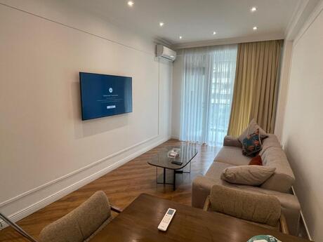 2-комн. новостройка - Хатаинский р. - 64 м²