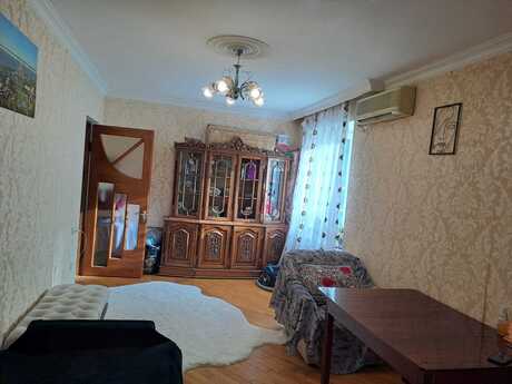 2-комн. вторичка - м. 28 мая - 80 м²