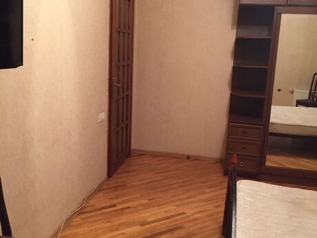 2 otaqlı köhnə tikili - 28 May m. - 60 m²