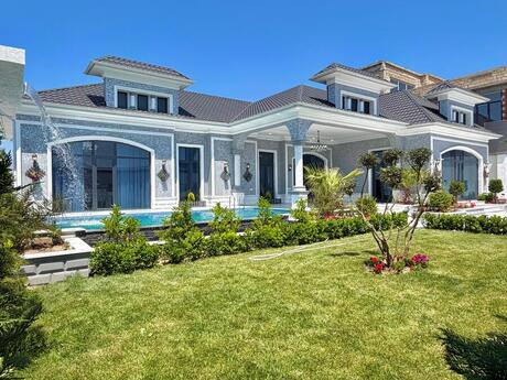 5 otaqlı həyət evi/bağ evi - Mərdəkan q. - 250 m²