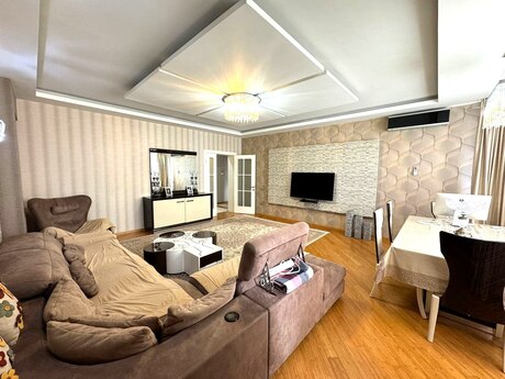 4-комн. новостройка - м. 8 ноября - 190 м²