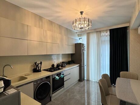 4-комн. новостройка - Хатаинский р. - 146 м²