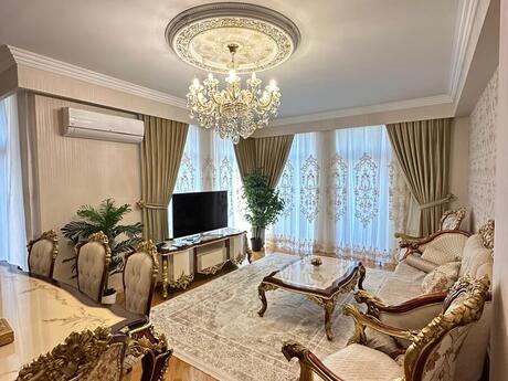 3-комн. новостройка - м. 28 мая - 150 м²