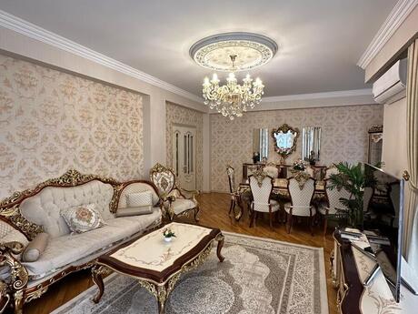3-комн. новостройка - м. 28 мая - 150 м²