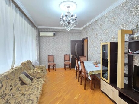 3-комн. новостройка - м. Кара Караев - 102 м²